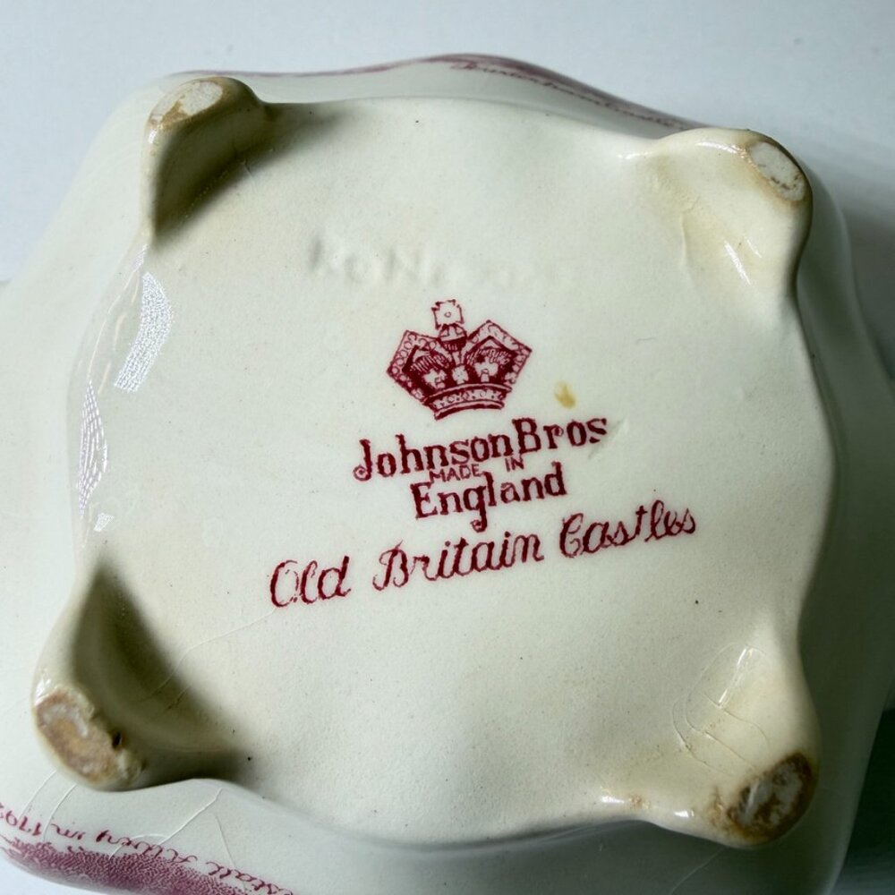 🏰 VTG Johnson Brothers "Old Britain Castles" Open Sugar Bowl Pink/Red *READ* 🏰 - Picture 2 of 16